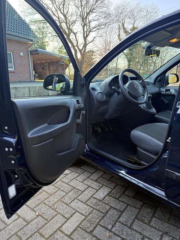 Gebraucht Fiat Panda 55 PS (40 kW) 2010 Blau Kleinwagen