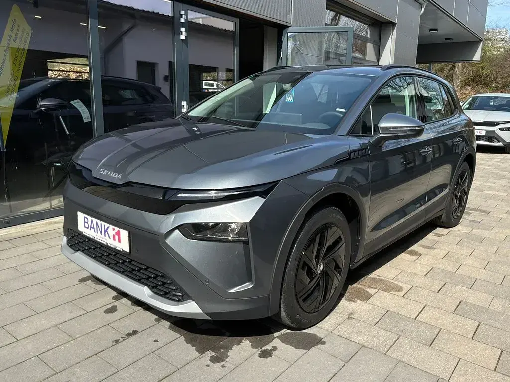 Neu Skoda Elroq Tour 125 kW (170 PS) 2026 Stahlgrau SUV