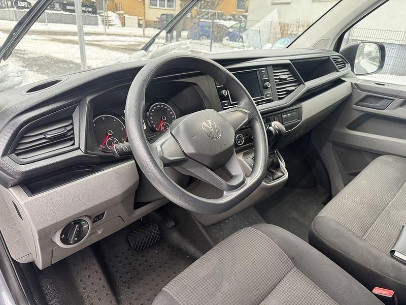Gebraucht VW Transporter 150 PS (110 kW) 2020 Grau Van