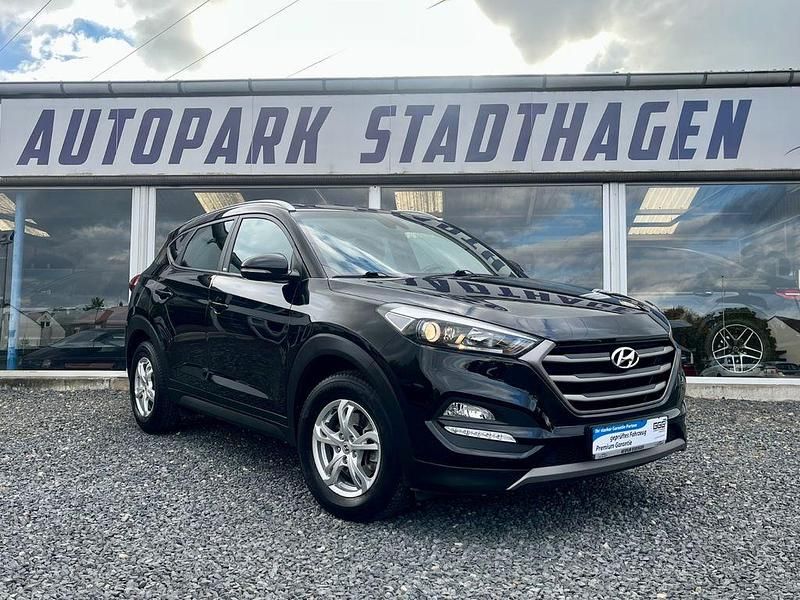 Phantom black Gebraucht 2018 Hyundai Tucson Passion SUV | 16.990 € - Bild 1/4