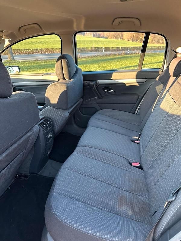 Gebraucht Renault Vel Satis 163 PS (119 kW) 2004 Silber Kleinwagen