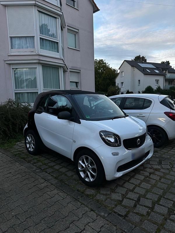 Gebraucht Smart ForTwo Coupé 90 PS (66 kW) 2016 Weiß Coupé