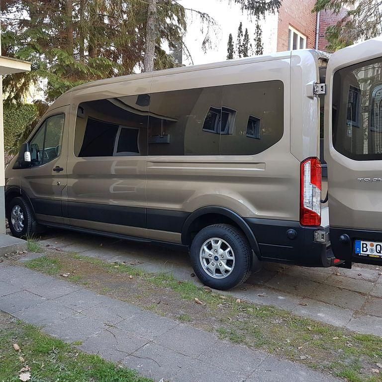 Gebraucht Ford Transit Trend 131 PS (96 kW) 2020 Silber Kombi