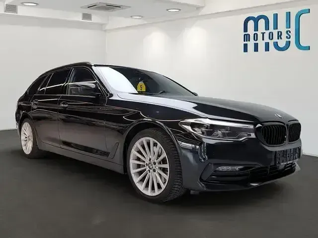 Gebraucht BMW 540 Sport Line 340 PS (250 kW) 2018 Black sapphire metallic Kombi