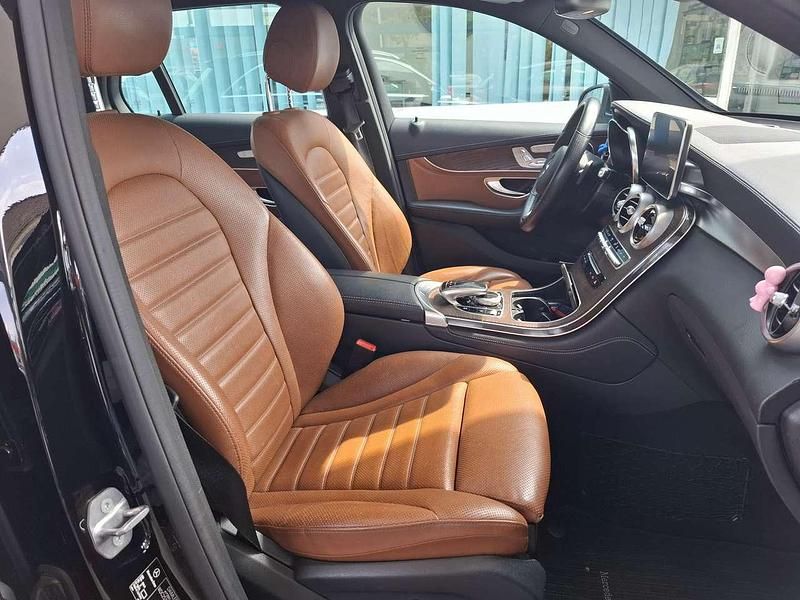 Gebraucht Mercedes GLC350 211 PS (155 kW) 2017 Ung. schwarz  unilack SUV