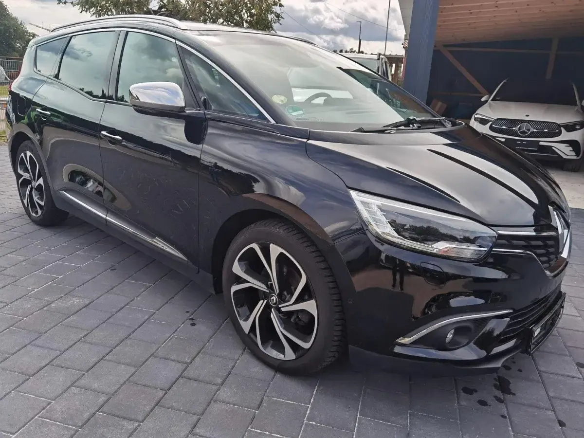 Gebraucht Renault Scenic E-Tech Black Edition 150 PS (110 kW) 2020 Schwarz Van / Kleinbus