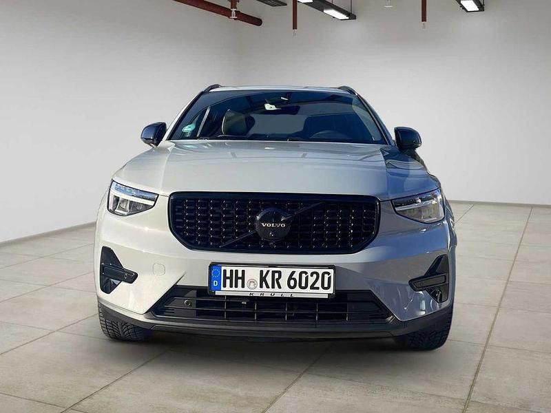 Gebraucht Volvo XC40 Plus 163 PS (119 kW) 2026 Grau SUV