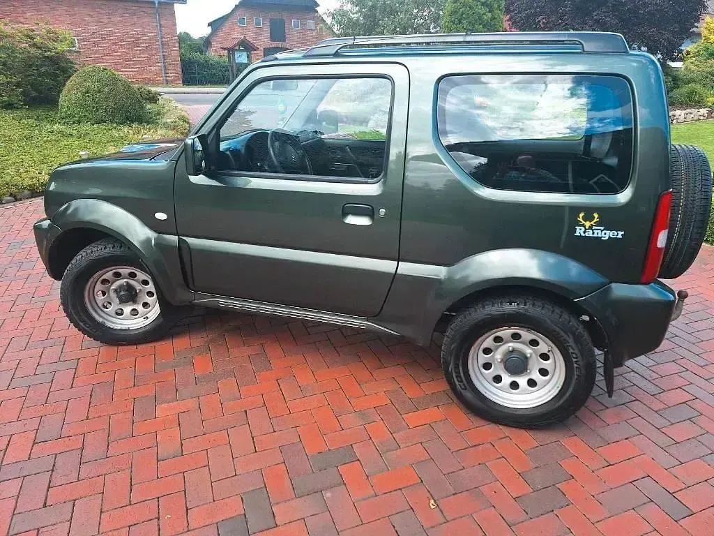 Gebraucht Suzuki Jimny 84 PS (61 kW) 2016 Grün SUV