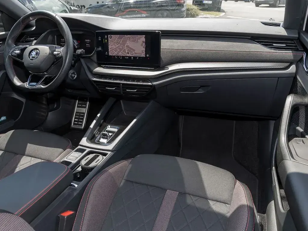 Gebraucht Skoda Octavia RS 245 PS (180 kW) 2024 Candyweiss Kombi