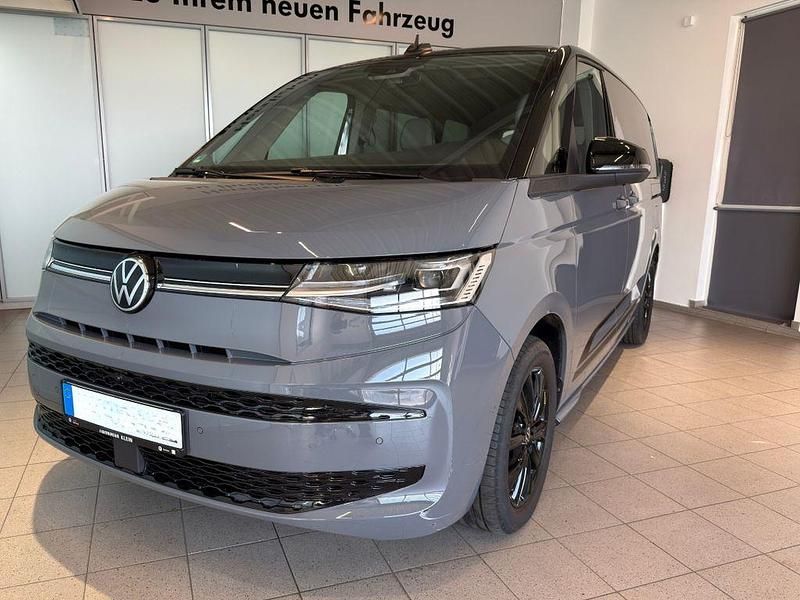 Gebraucht VW Multivan Edition 150 PS (110 kW) 2025 Grau Van