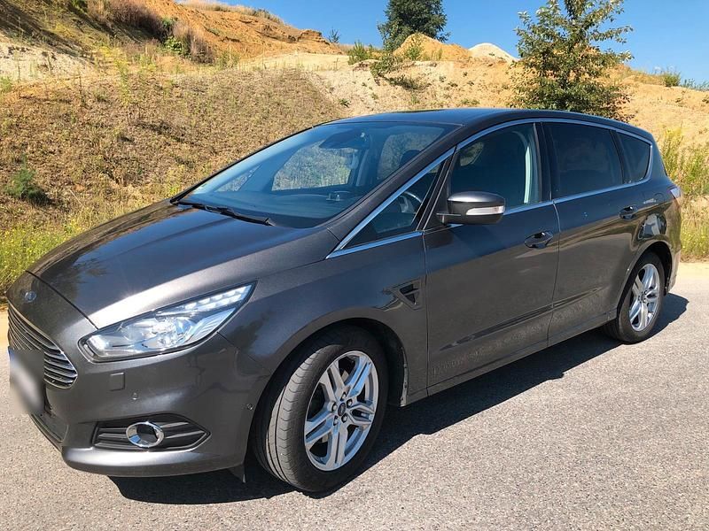 Gebraucht Ford S-MAX S 241 PS (177 kW) 2018 Grau Van / Kleinbus