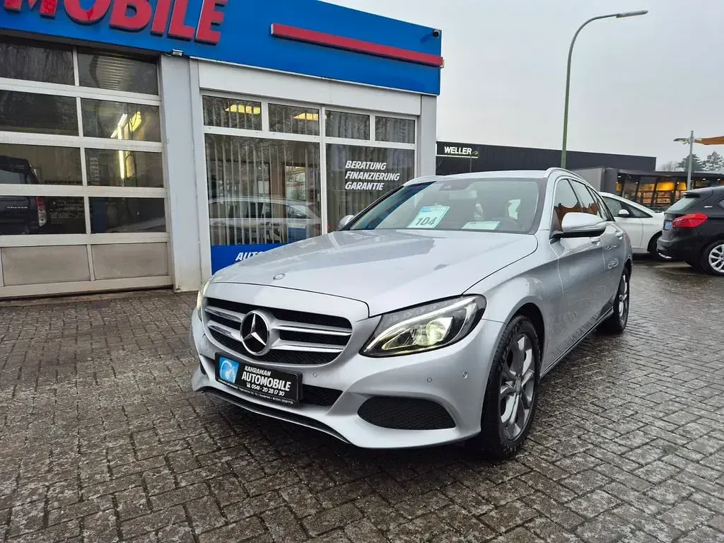 Gebraucht Mercedes C250 204 PS (150 kW) 2014 Silber Kombi