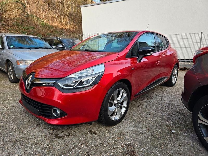 Gebraucht Renault Clio IV LIMITED 90 PS (66 kW) 2016 Rot Limousine