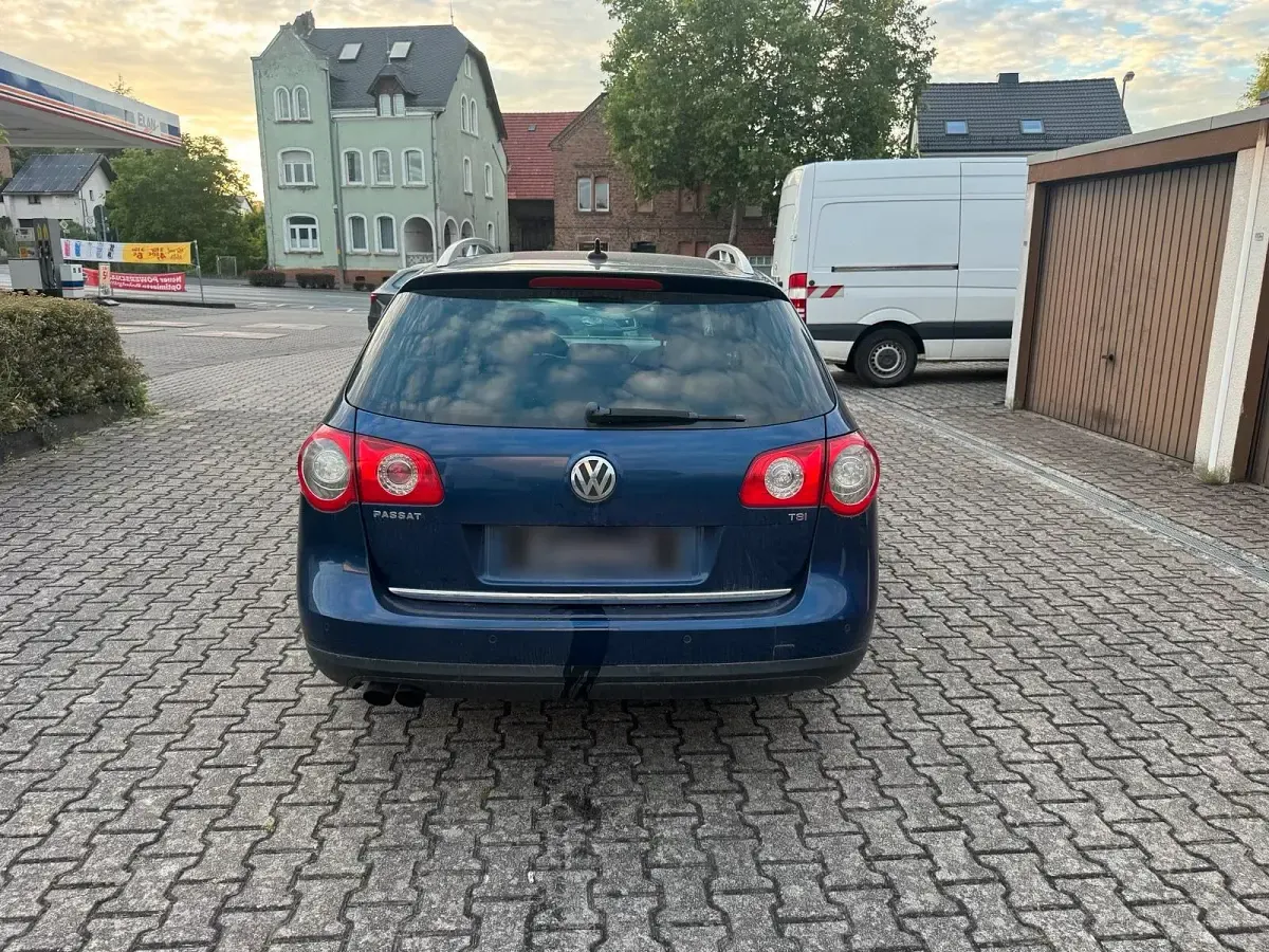 Gebraucht VW Passat 160 PS (117 kW) 2008 Blau Kombi