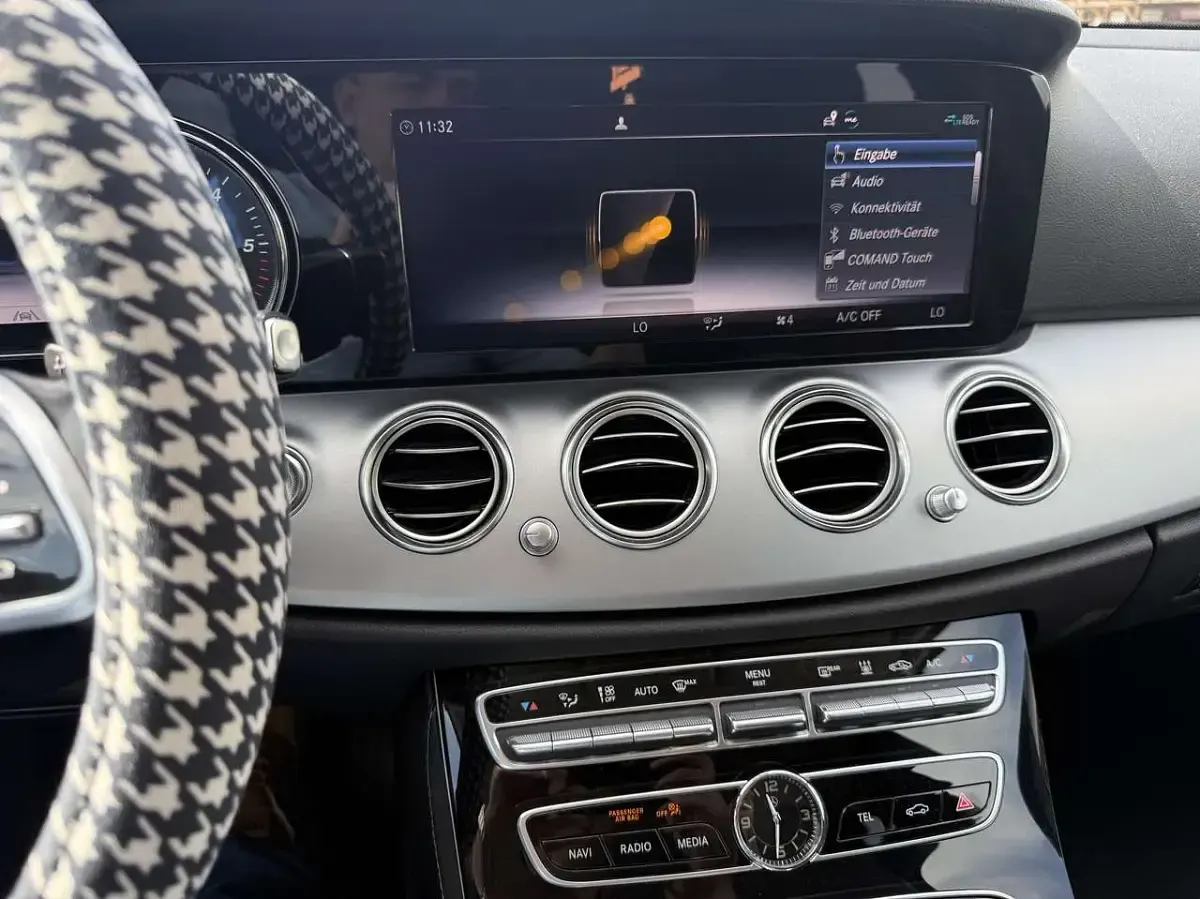 Second-hand Mercedes E300 194 CP (142 kW) 2019 Alb Berlinǎ