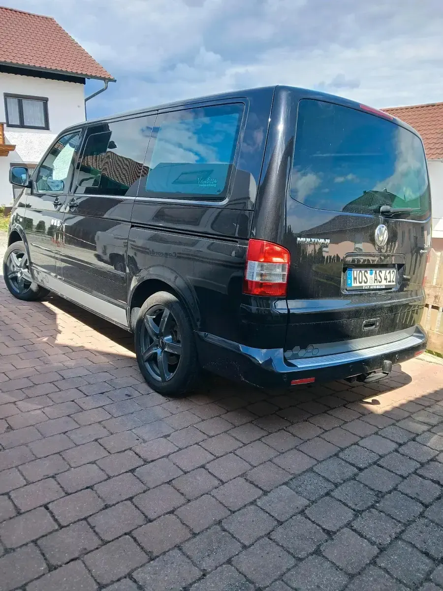 Gebraucht VW Multivan 131 PS (96 kW) 2007 Schwarz Van / Kleinbus