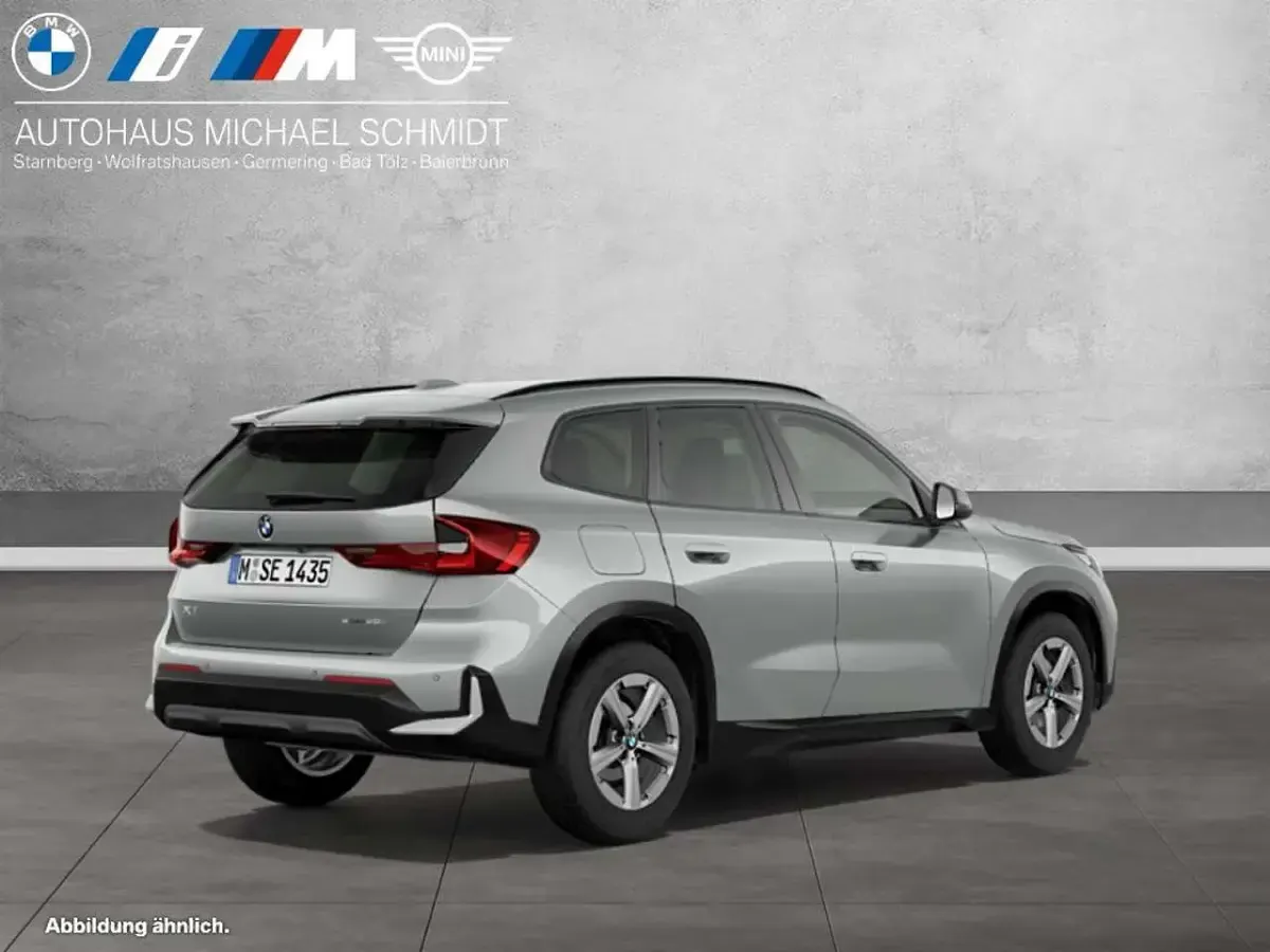 Neu BMW X1 156 PS (114 kW) 2026 Spacesilber SUV