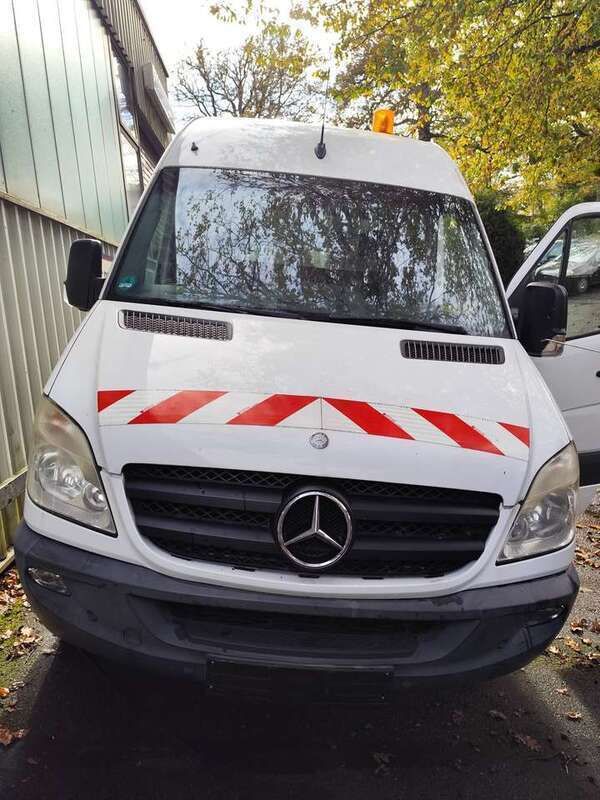 Weiß Gebraucht 2009 Mercedes Sprinter Van | 10.950 € (Fairer Preis) - Bild 1/4