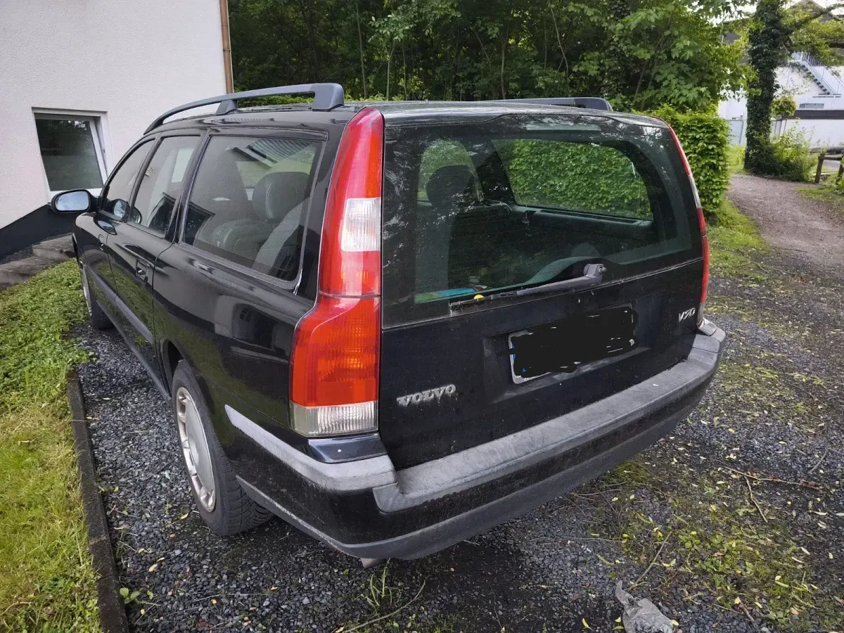 Gebraucht Volvo V70 179 PS (131 kW) 2002 Schwarz Kombi