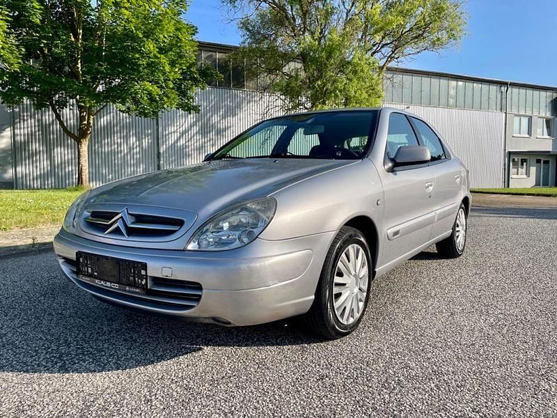 Silber Gebraucht 2004 Citroën Xsara Exclusive Limousine | 2.380 € (Fairer Preis) - Bild 1/4