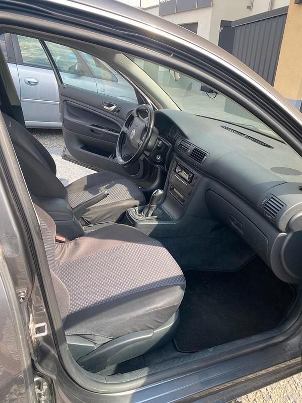 Gebraucht Skoda Superb 116 PS (85 kW) 2005 Grau Limousine