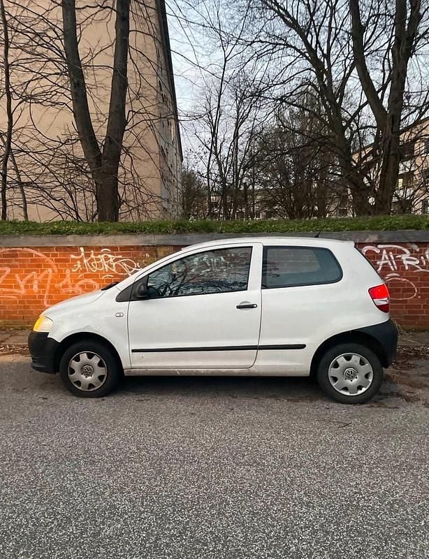 Gebraucht VW Fox 75 PS (55 kW) 2008 Weiß Kleinwagen