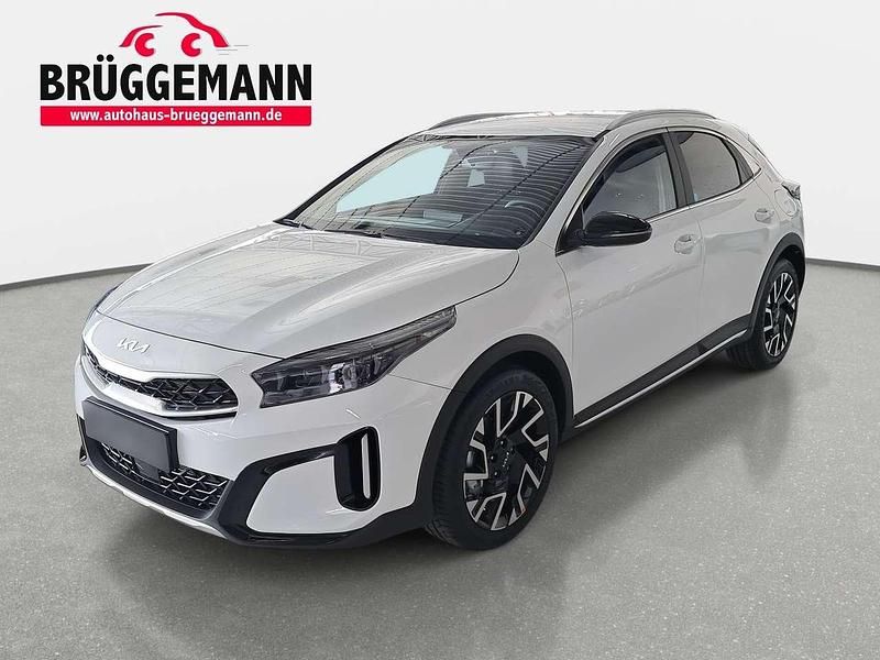 Deluxeweiss metallic Neu 2025 Kia XCeed SUV | 27.990 € (Fairer Preis) - Bild 1/4