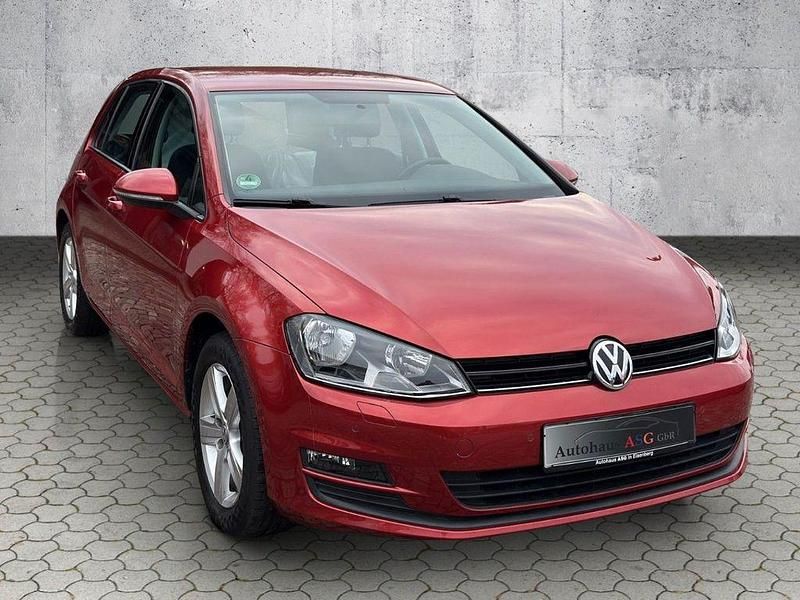 Gebraucht VW Golf VII Comfortline 122 PS (89 kW) 2013 Rot Limousine