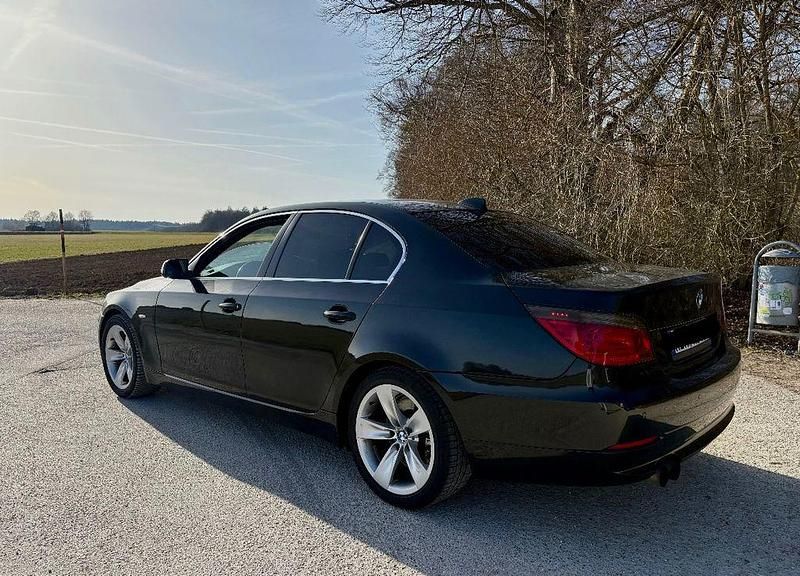 Gebraucht BMW 525 218 PS (160 kW) 2008 Schwarz Limousine
