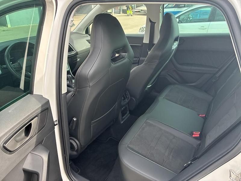 Second-hand Cupra Ateca 150 CP (110 kW) 2024 Alb SUV