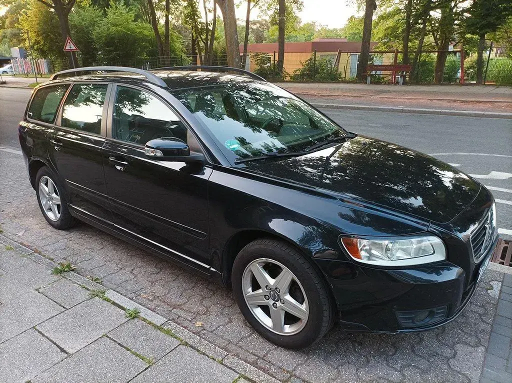 Gebraucht Volvo V50 125 PS (91 kW) 2008 Schwarz Kombi
