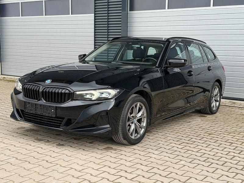 Gebraucht BMW 320 Performance 190 PS (139 kW) 2022 Schwarz Limousine