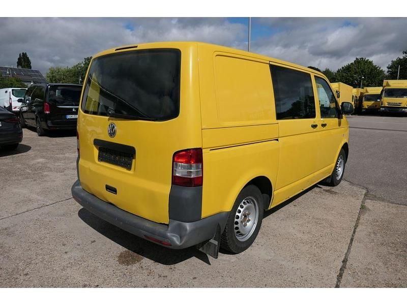 Gebraucht VW T5 84 PS (61 kW) 2012 Ginstergelb r1032 Van