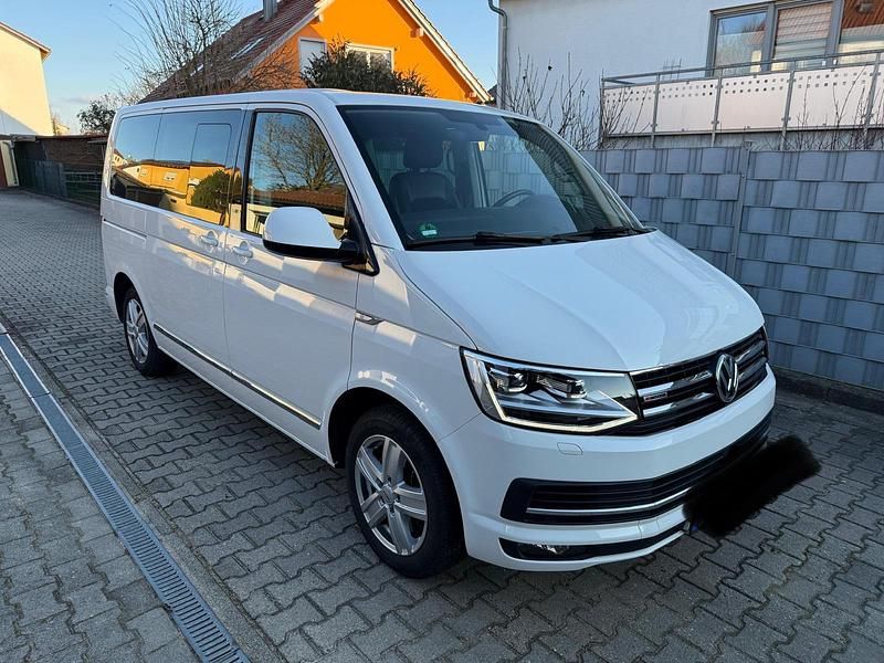 Second-hand VW Multivan Highline 199 CP (146 kW) 2019 Alb Monovolum