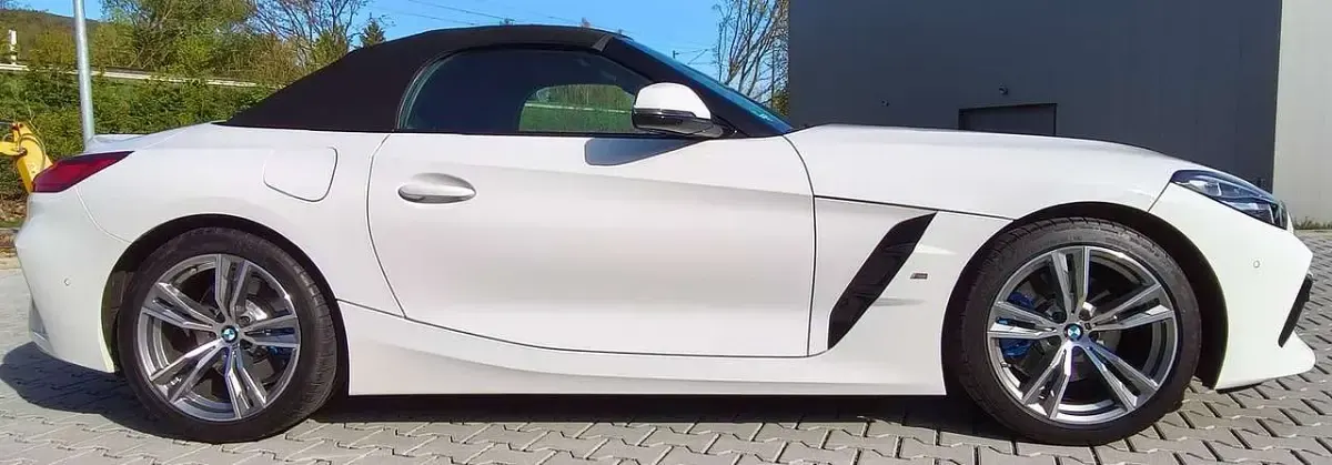 Gebraucht BMW Z4 Shadowline 197 PS (144 kW) 2024 Weiß Cabrio