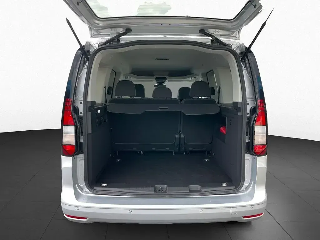 Gebraucht VW Caddy Life 102 PS (75 kW) 2025 Silber Van / Kleinbus