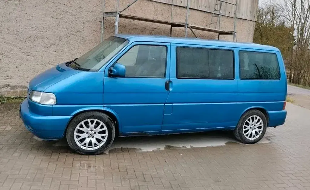 Gebraucht VW T4 151 PS (111 kW) 2000 Blau Van