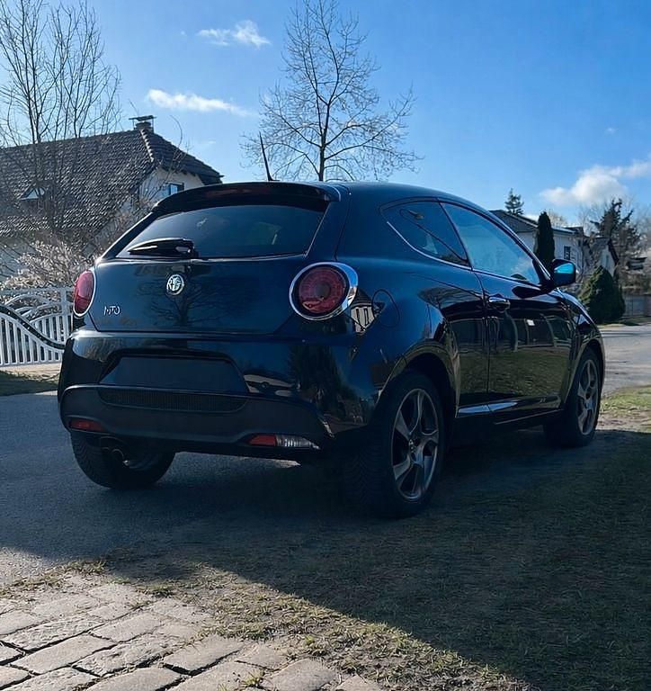 Gebraucht Alfa Romeo MiTo Turismo 140 PS (102 kW) 2014 Schwarz Kleinwagen