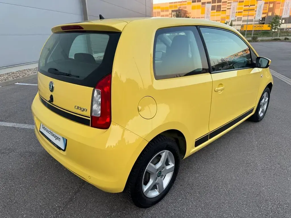 Gebraucht Skoda Citigo Elegance 75 PS (55 kW) 2012 Gelb Kleinwagen