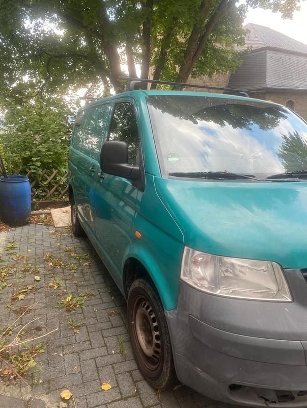 Gebraucht VW Transporter 101 PS (74 kW) 2007 Grün Van