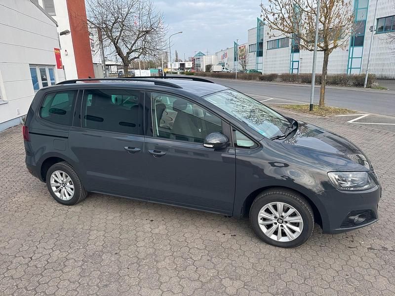 Gebraucht Seat Alhambra 150 PS (110 kW) 2020 Grau Van / Kleinbus