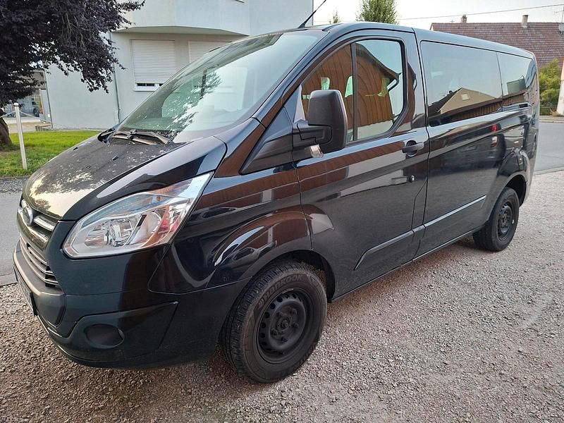 Schwarz Gebraucht 2014 Ford Transit Custom Van / Kleinbus | 14.499 € (Etwas zu teuer) - Bild 1/3