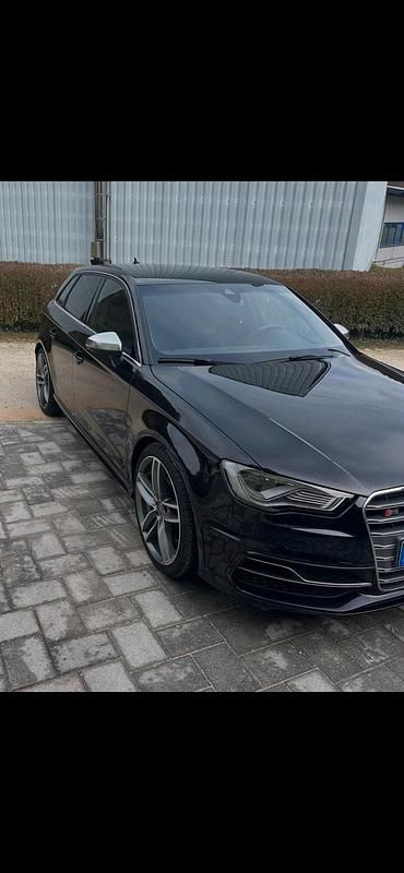 Second-hand Audi S3 300 CP (220 kW) 2015 Negru Berlinǎ