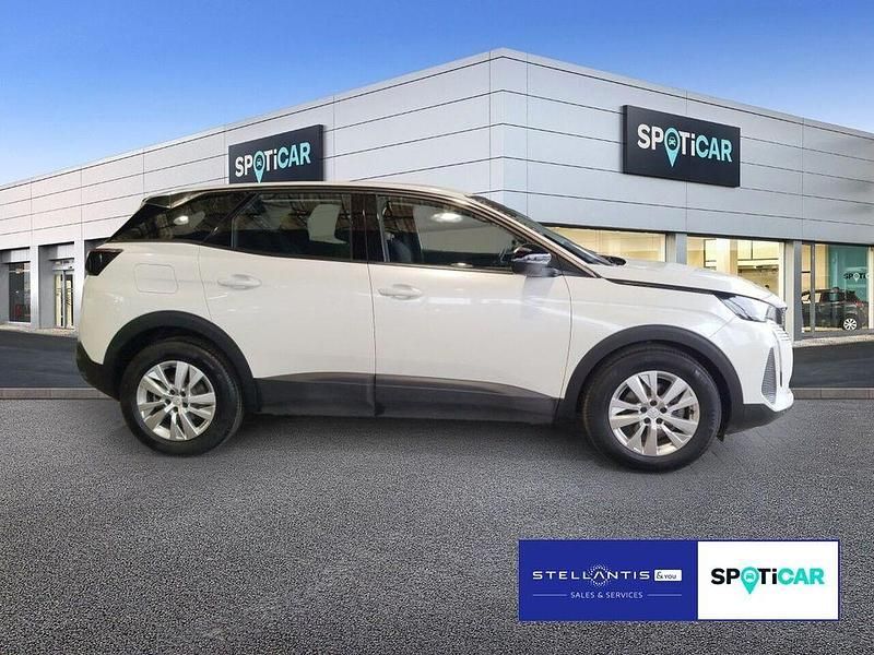 Gebraucht Peugeot 3008 Active 131 PS (96 kW) 2022 Weiß SUV