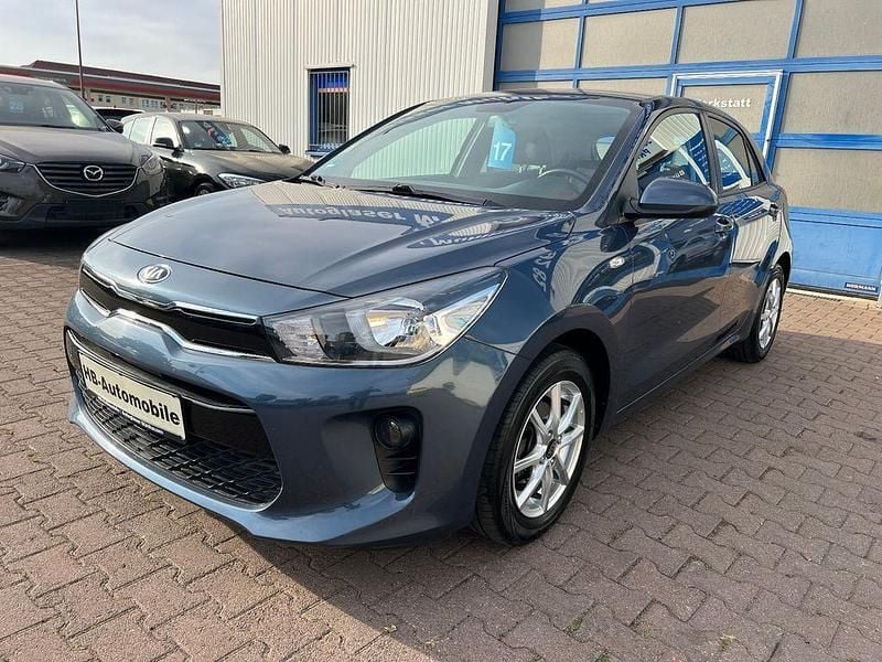 Blau Gebraucht 2017 Kia Rio Edition 7 Limousine | 8.900 € (Fairer Preis) - Bild 1/4