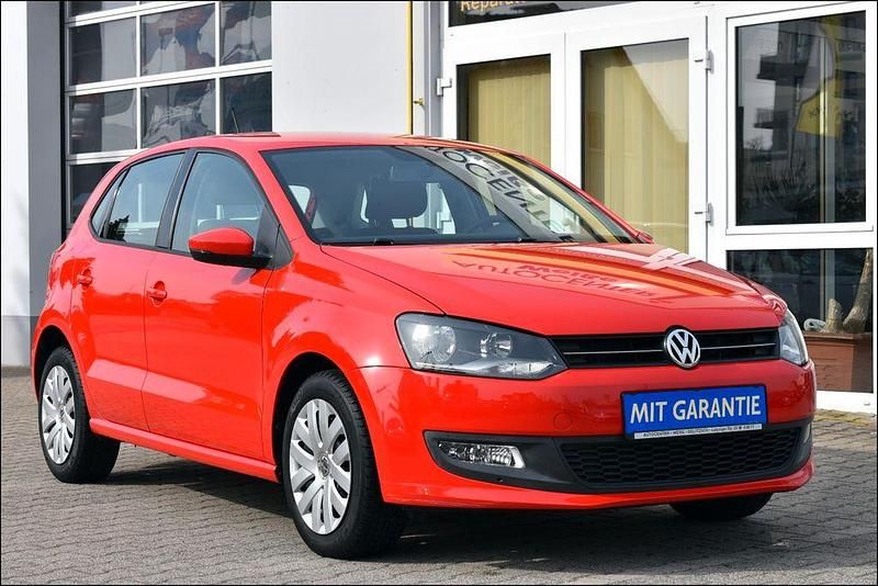 Gebraucht VW Polo Comfortline 69 PS (50 kW) 2011 Rot Kleinwagen