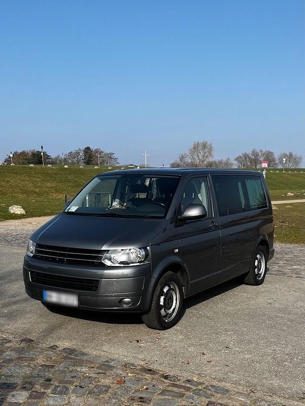 Gebraucht VW T5 179 PS (131 kW) 2010 Grau Van