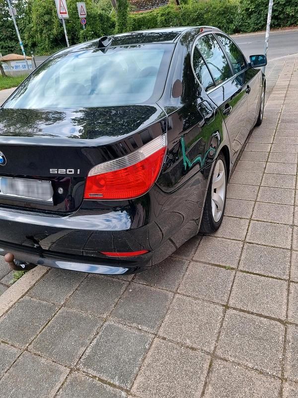 Gebraucht BMW 520 170 PS (125 kW) 2005 Schwarz Limousine