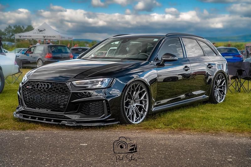 Second-hand Audi RS4 450 CP (330 kW) 2018 Negru Break