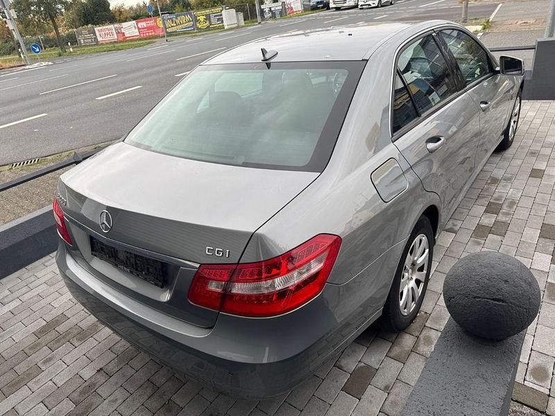 Gebraucht Mercedes E200 184 PS (135 kW) 2009 Grau Limousine